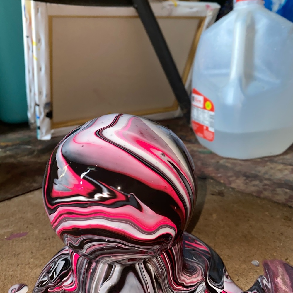 Painted globe - Picture 2 of 2